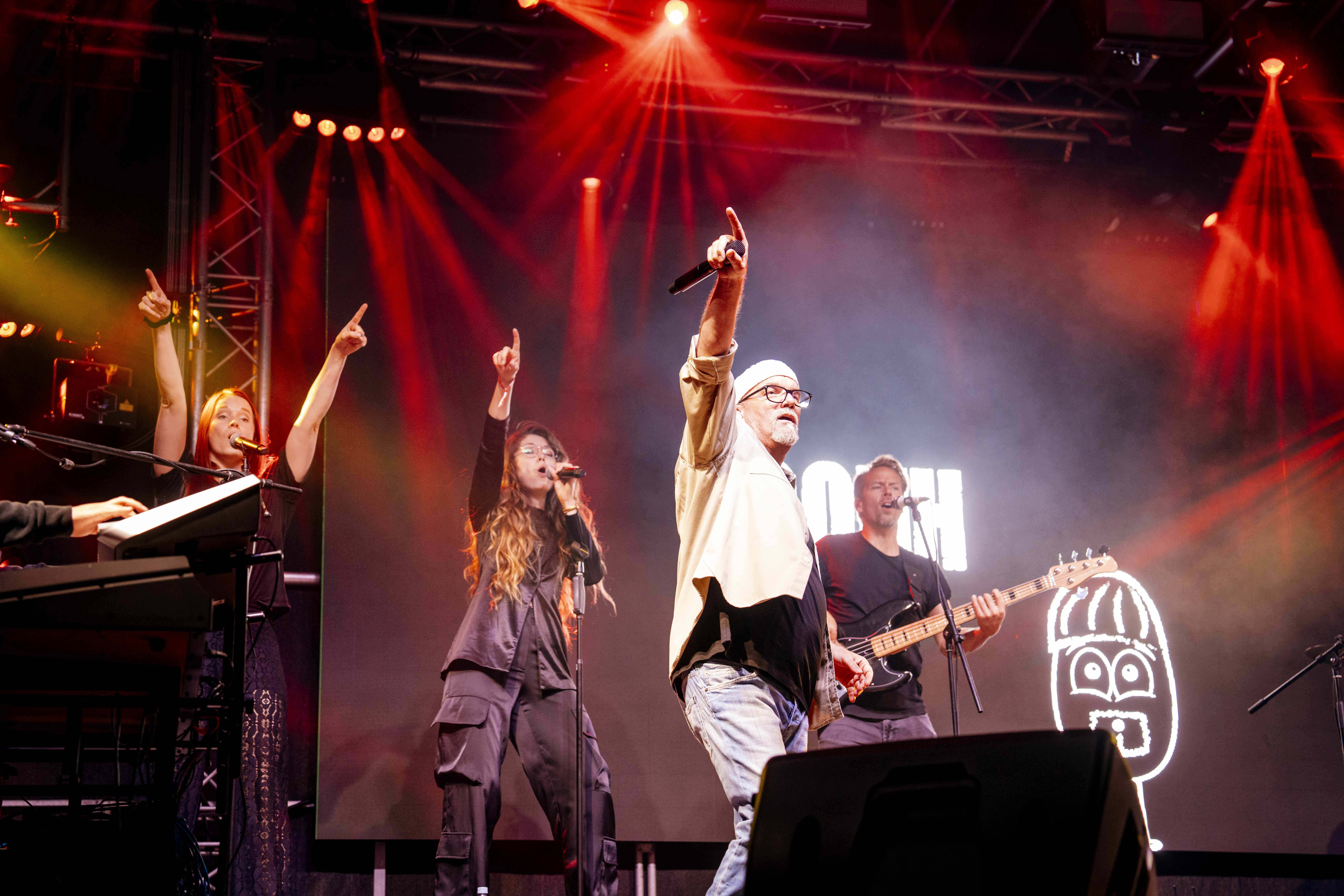 DSC02297-min DJ Ötzi mit Band
